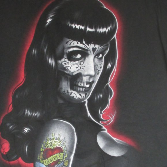 Bettie Page Skull Tee Size XL - Picture 2 of 3